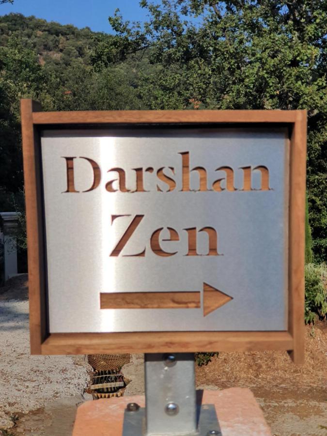 Darshan Zen โกลโลบรีแยส์ ภายนอก รูปภาพ